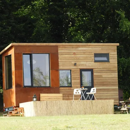 La Tiny Du Parc : Saint Symphorien Des Monts *