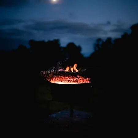 La Tiny Du Parc : Saint Symphorien Des Monts Ernée