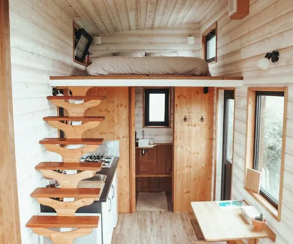 La Tiny Du Parc : Saint Symphorien Des Monts *